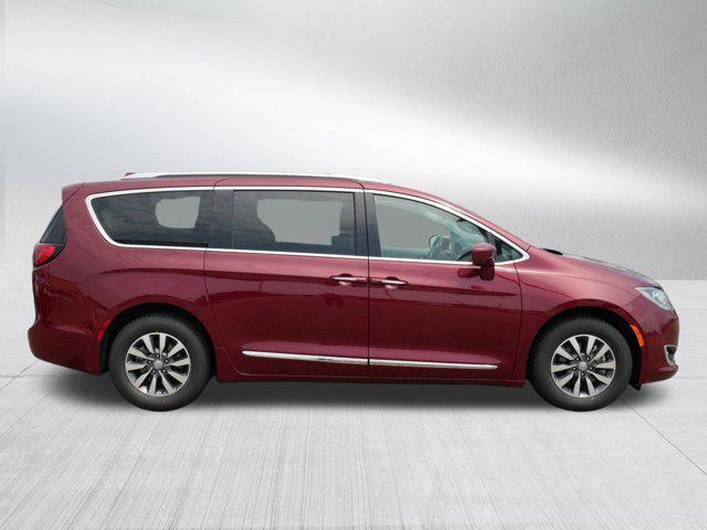 used 2020 Chrysler Pacifica car, priced at $24,998