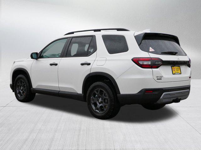 new 2025 Honda Pilot car, priced at $51,649