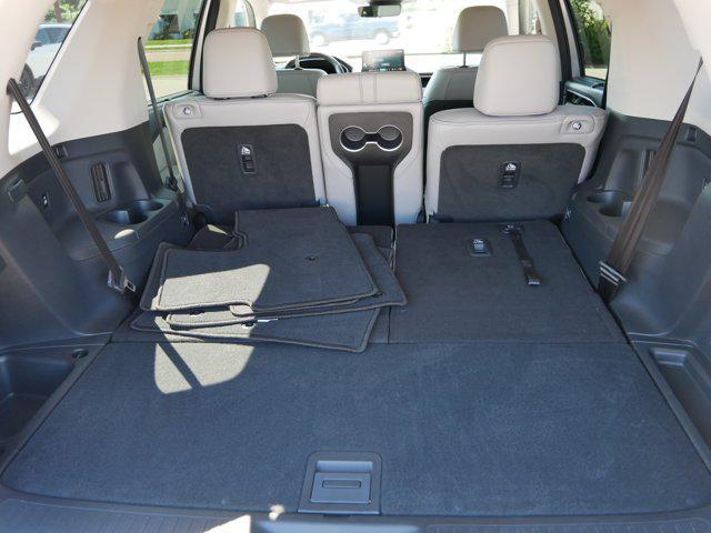 used 2023 Honda Pilot car, priced at $43,998