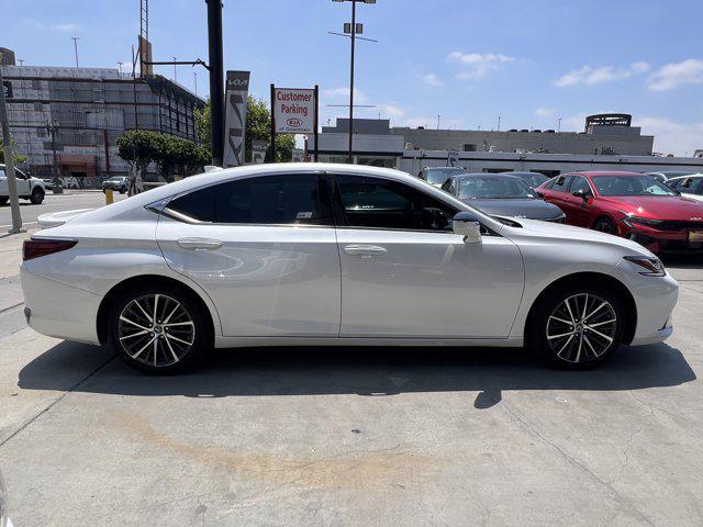 used 2024 Lexus ES 300h car, priced at $38,995