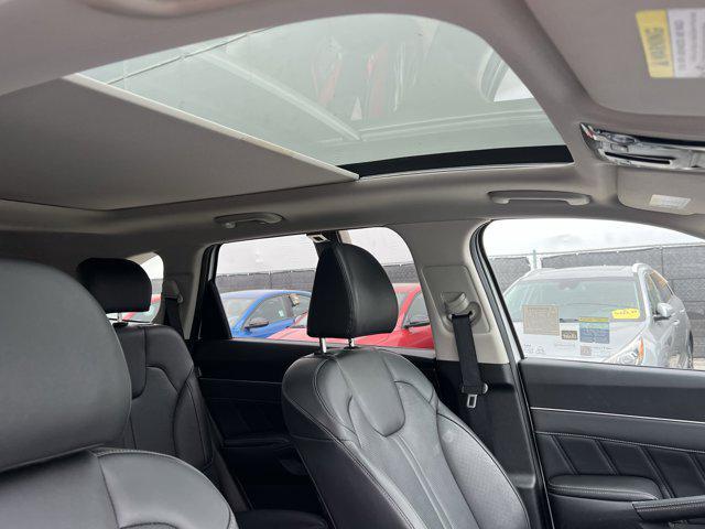 used 2024 Kia Sorento car, priced at $35,500