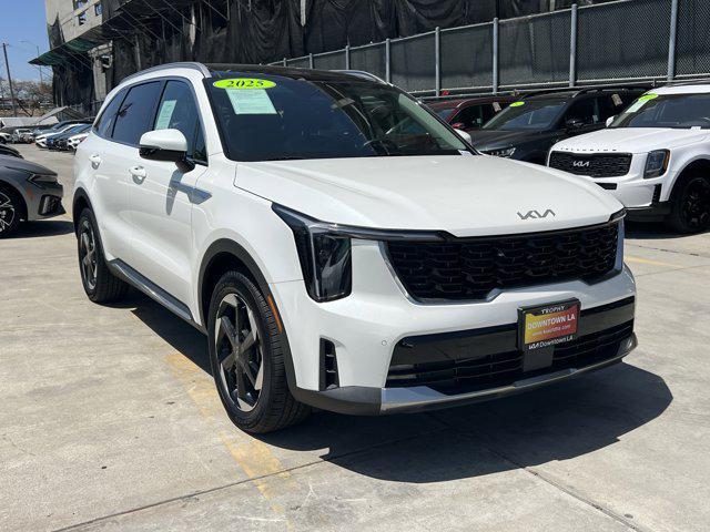 used 2025 Kia Sorento Hybrid car, priced at $35,000