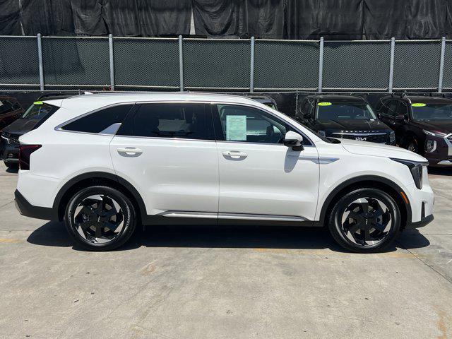 used 2025 Kia Sorento Hybrid car, priced at $35,000