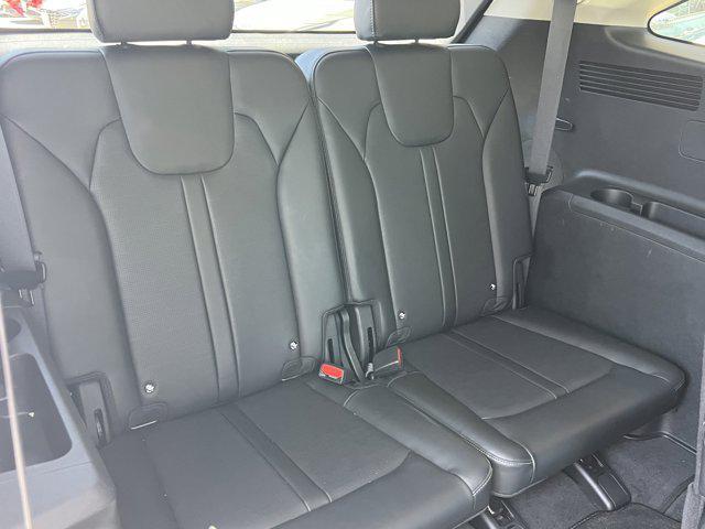 used 2024 Kia Sorento car, priced at $36,000