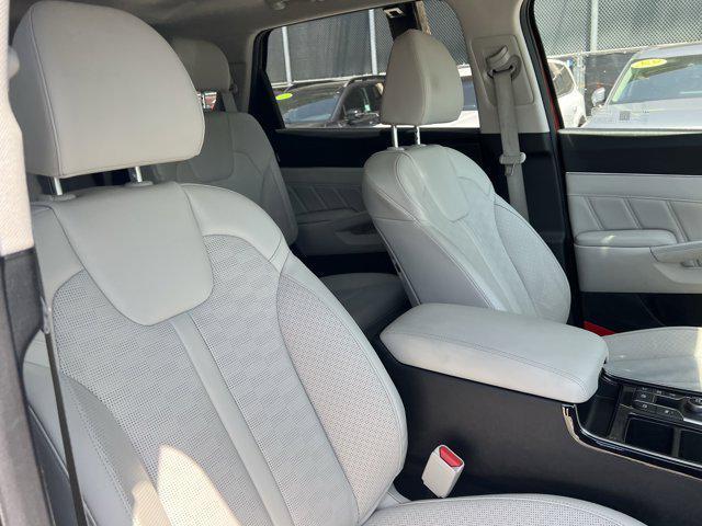 used 2024 Kia Sorento car, priced at $37,500