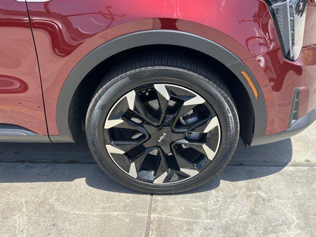 used 2024 Kia Sorento car, priced at $37,500