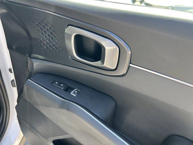 used 2023 Kia Sorento car, priced at $31,000