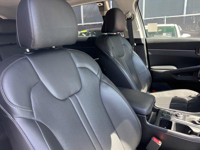 used 2023 Kia Sorento car, priced at $31,000