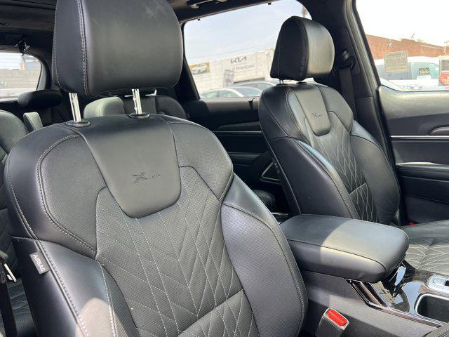 used 2024 Kia Telluride car, priced at $46,000