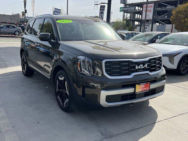 used 2023 Kia Telluride car, priced at $37,000