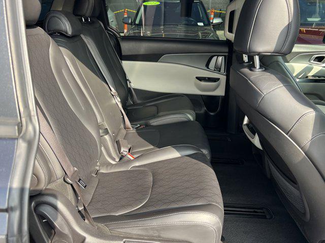 used 2022 Kia Carnival car, priced at $27,800