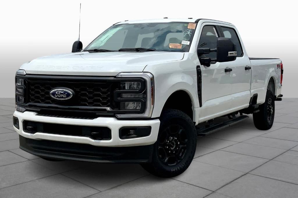 new 2024 Ford F-350 car, priced at $59,754