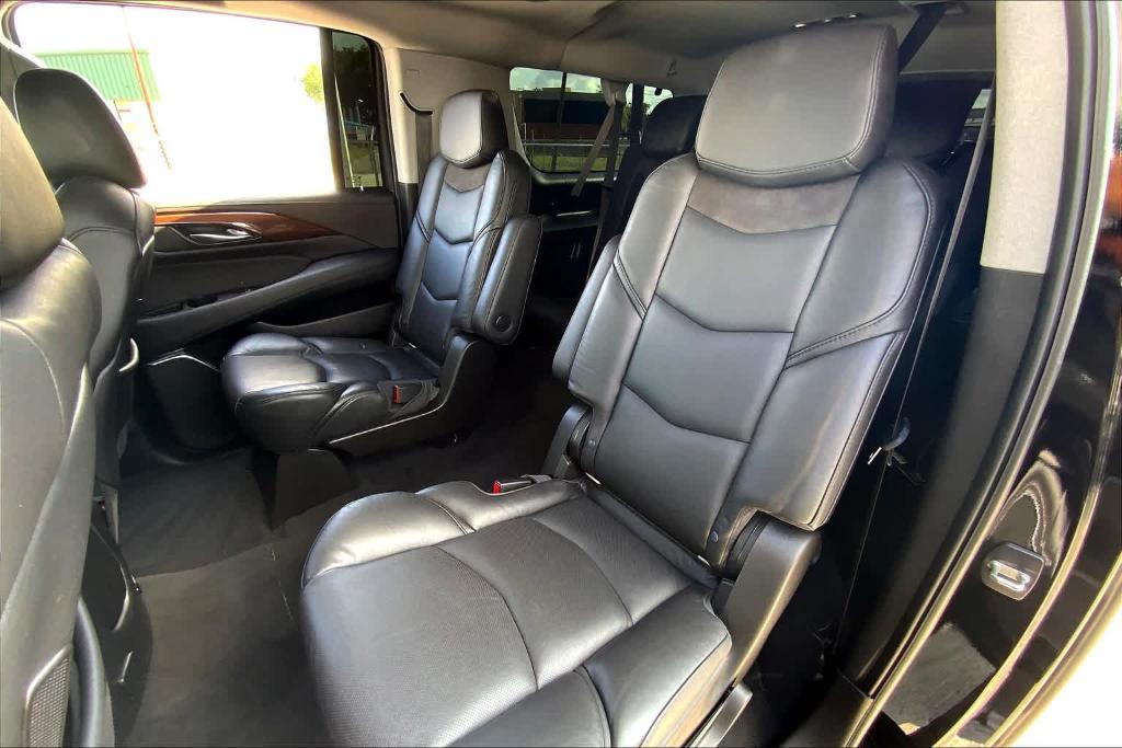 used 2018 Cadillac Escalade ESV car, priced at $31,300