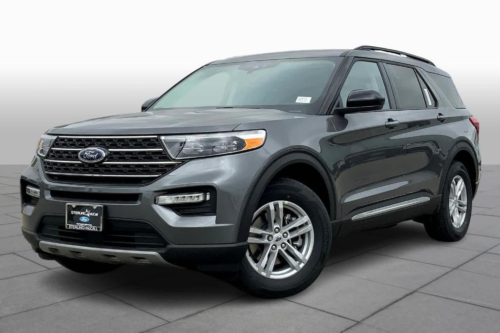 new 2024 Ford Explorer car, priced at $40,321