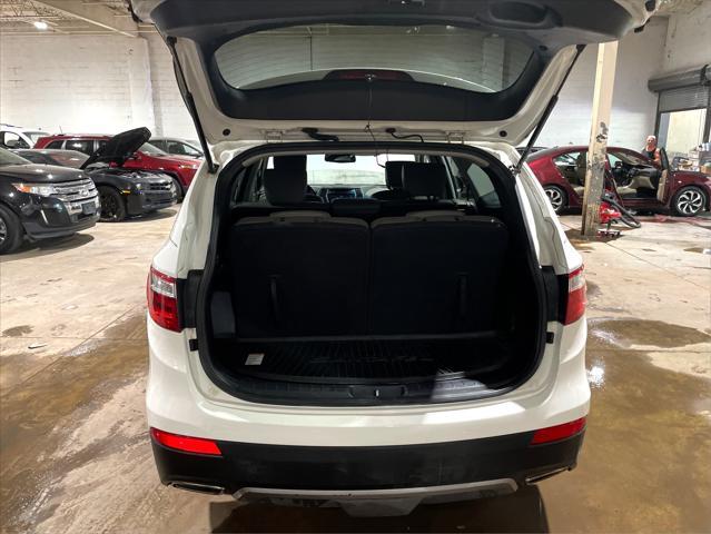 used 2013 Hyundai Santa Fe car, priced at $10,595