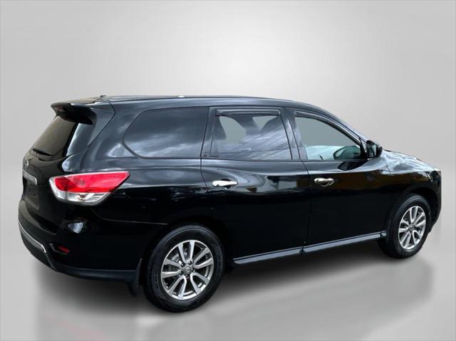 used 2015 Nissan Pathfinder car, priced at $10,982