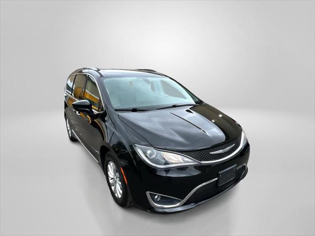 used 2018 Chrysler Pacifica car, priced at $15,692