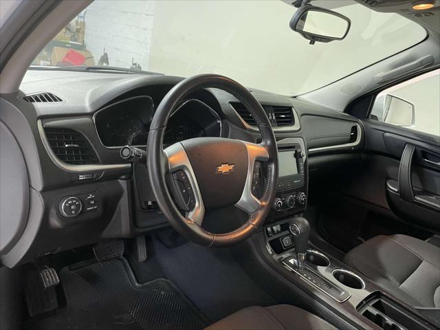 used 2017 Chevrolet Traverse car, priced at $12,492