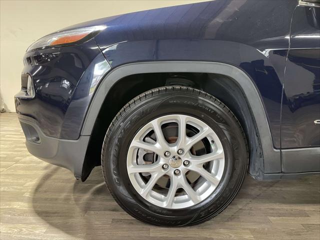 used 2014 Jeep Cherokee car, priced at $12,292