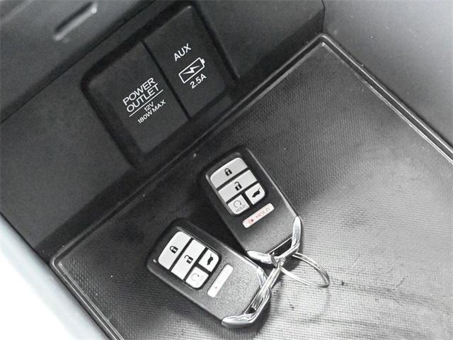 used 2022 Honda Pilot car, priced at $30,495