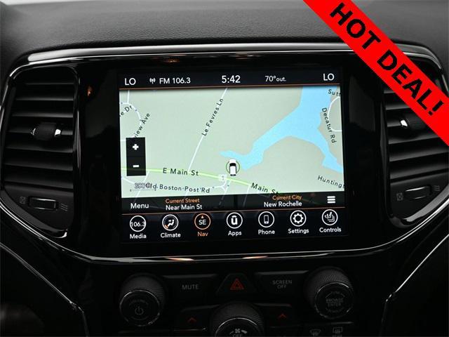used 2022 Jeep Grand Cherokee car, priced at $26,444