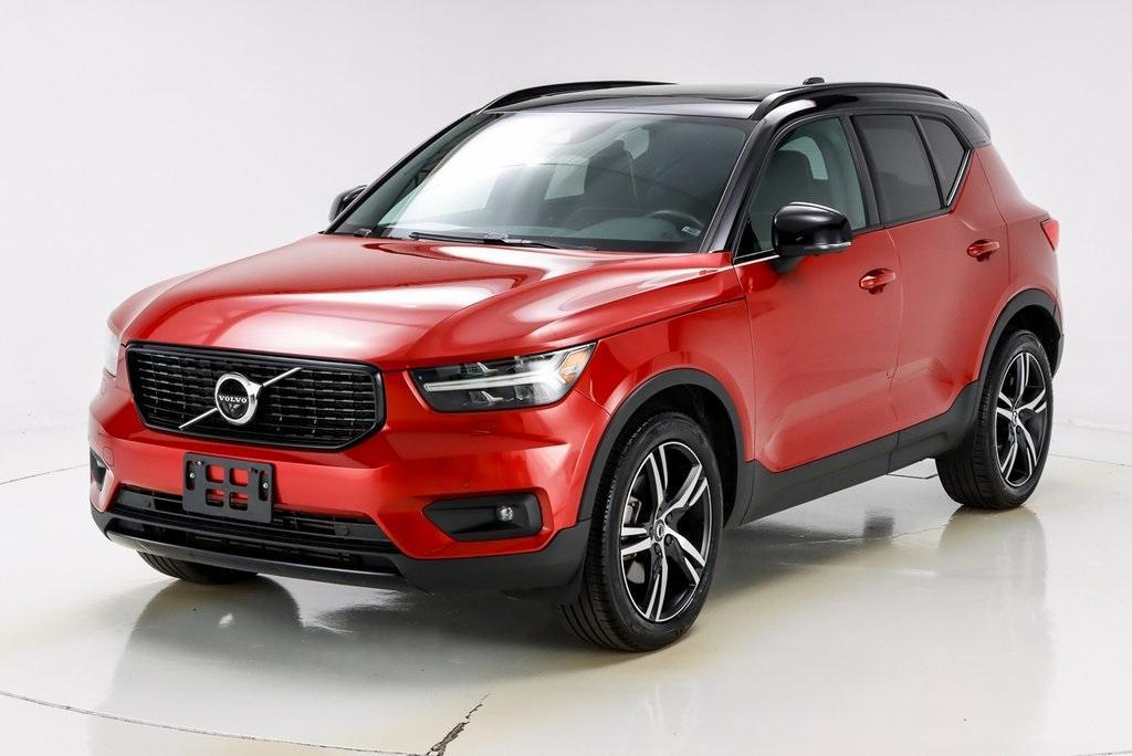 used 2020 Volvo XC40 car, priced at $24,669