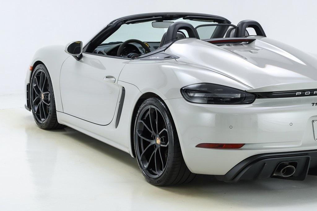 used 2021 Porsche 718 Spyder car, priced at $124,897