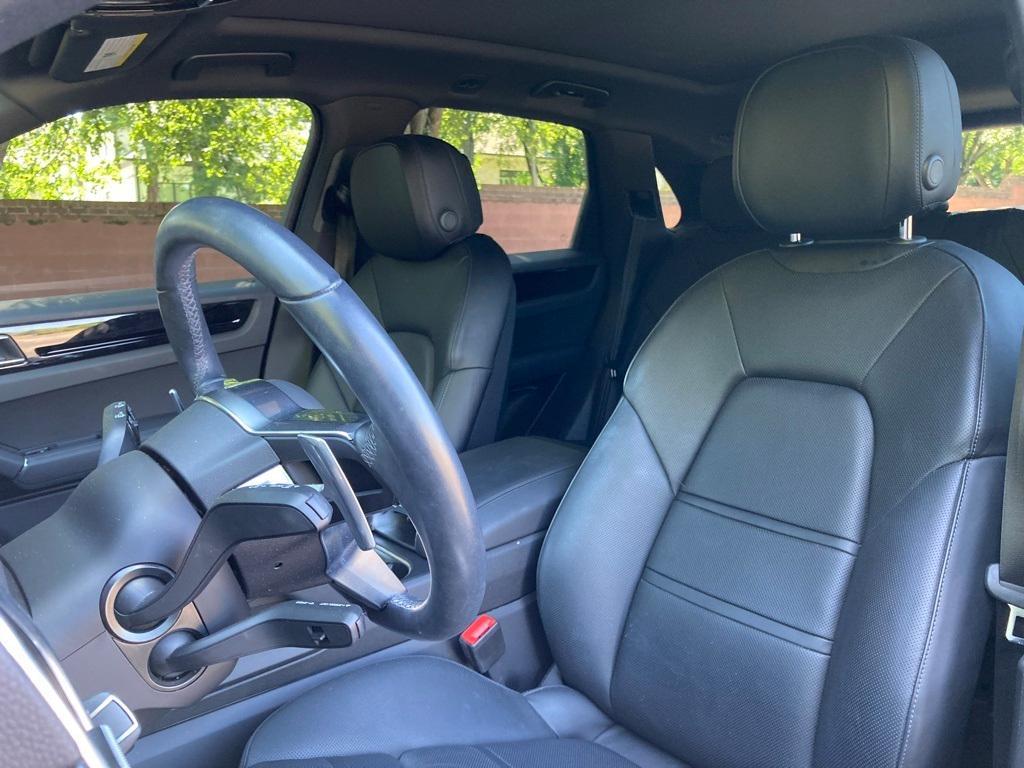 used 2022 Porsche Cayenne car, priced at $76,998