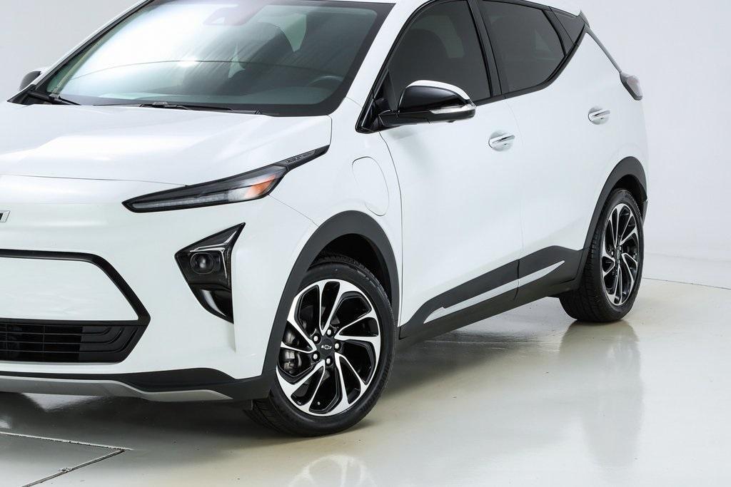 used 2022 Chevrolet Bolt EUV car, priced at $17,980