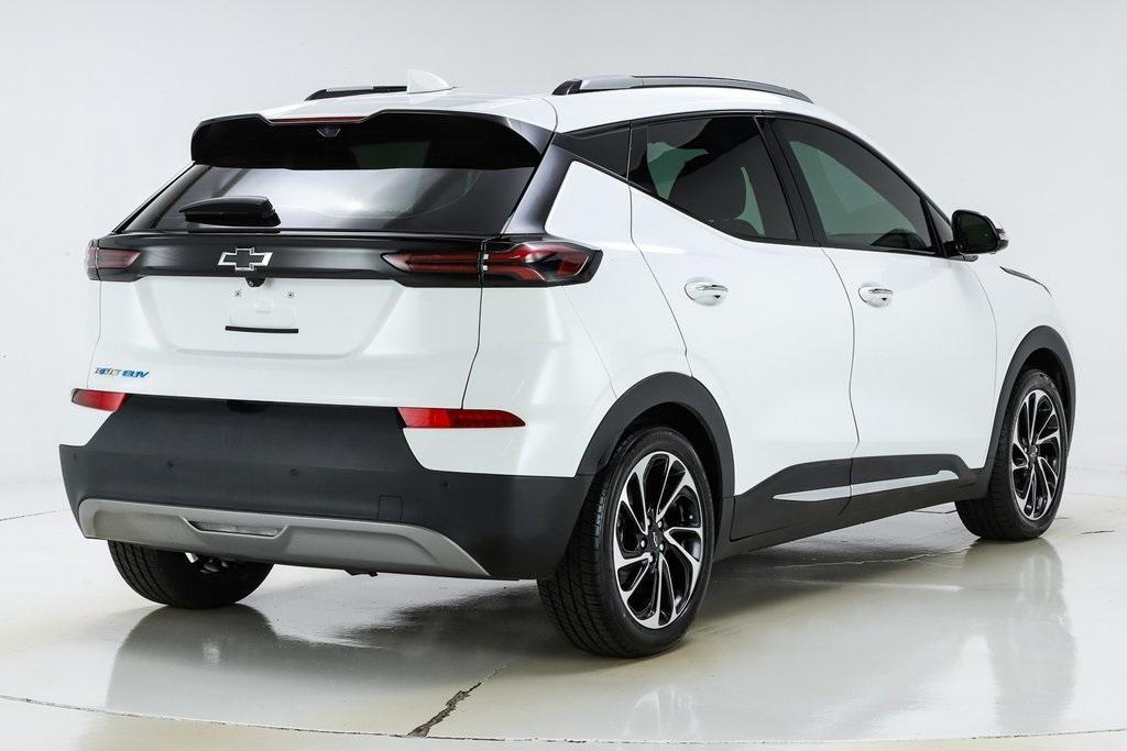 used 2022 Chevrolet Bolt EUV car, priced at $17,980