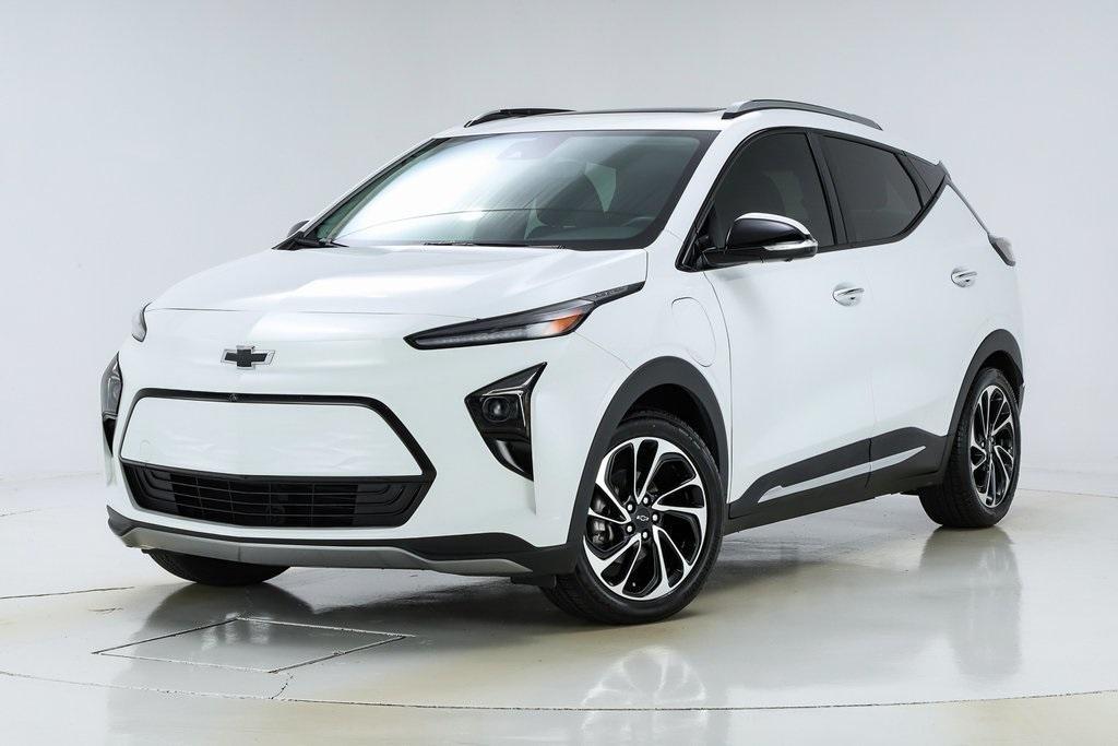 used 2022 Chevrolet Bolt EUV car, priced at $17,980