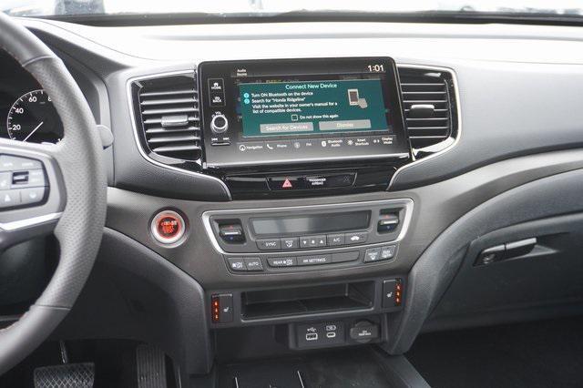 new 2025 Honda Ridgeline car, priced at $44,404