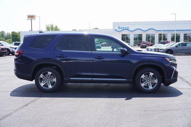 new 2025 Honda Pilot car, priced at $45,050