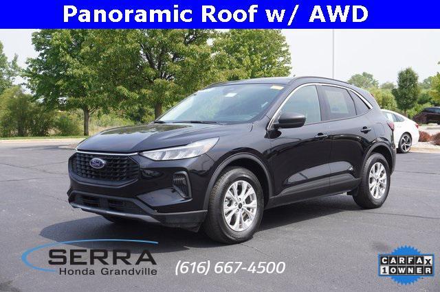 used 2024 Ford Escape car, priced at $25,500