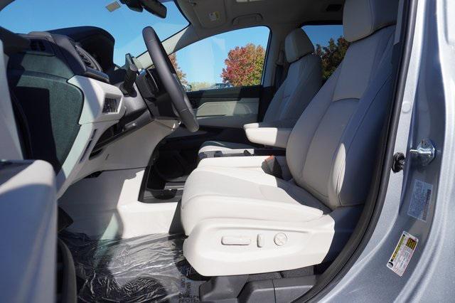 new 2026 Honda Odyssey car, priced at $43,885