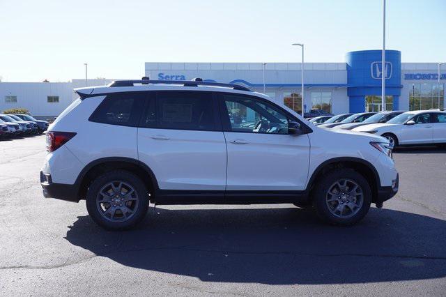 new 2025 Honda Passport car, priced at $45,995