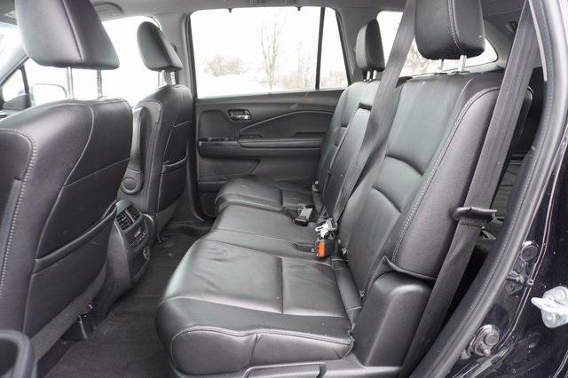 used 2022 Honda Pilot car, priced at $32,977