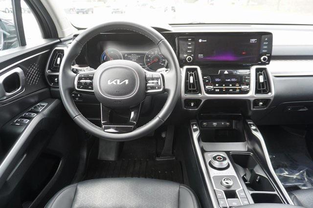 used 2022 Kia Sorento Hybrid car, priced at $26,990