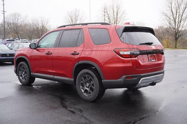 new 2025 Honda Pilot car, priced at $49,805