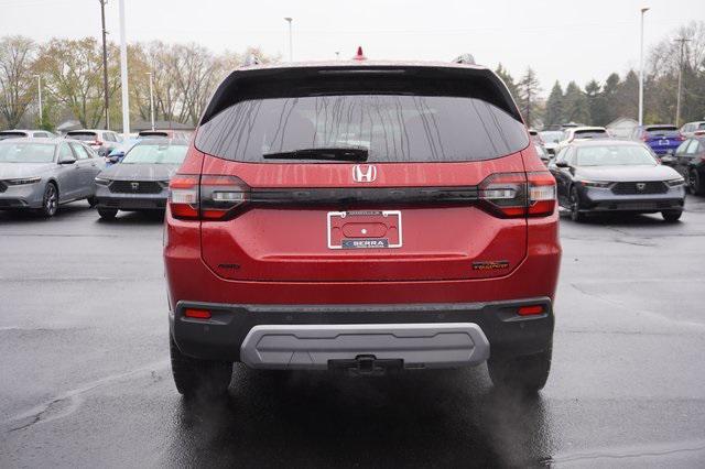 new 2025 Honda Pilot car, priced at $49,805