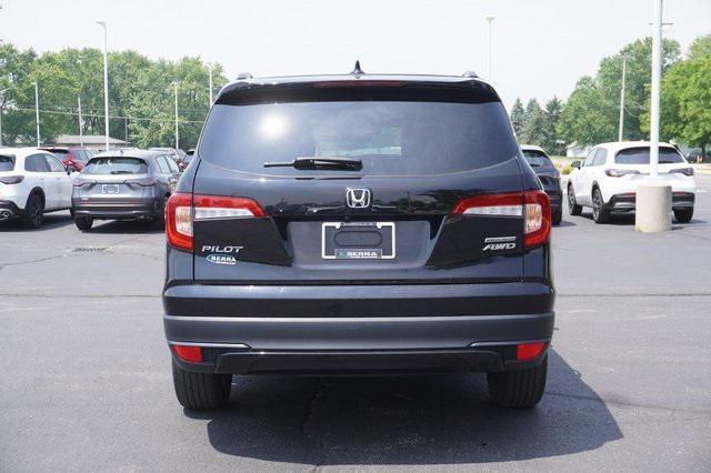 used 2022 Honda Pilot car, priced at $35,990