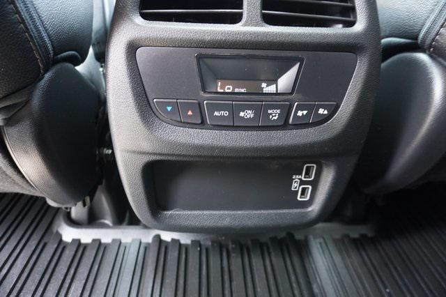 used 2022 Honda Pilot car, priced at $35,990