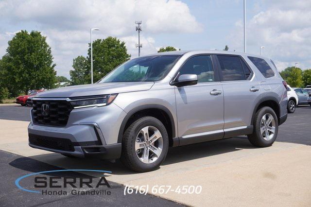 new 2025 Honda Pilot car, priced at $45,595