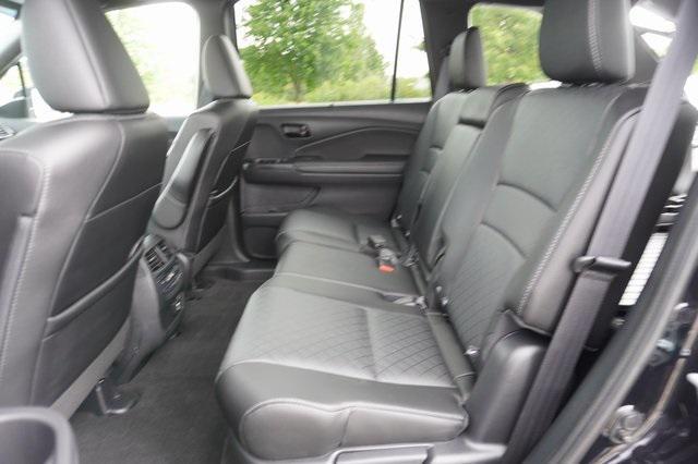 used 2022 Honda Passport car, priced at $37,400