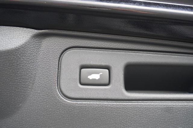 used 2022 Honda Passport car, priced at $37,400