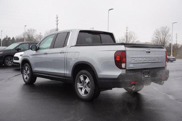 new 2025 Honda Ridgeline car, priced at $43,825