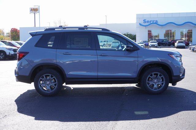 new 2025 Honda Passport car, priced at $45,995