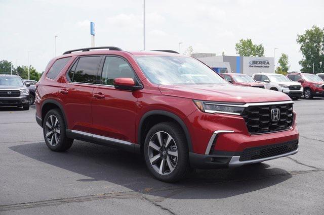 new 2025 Honda Pilot car, priced at $49,200