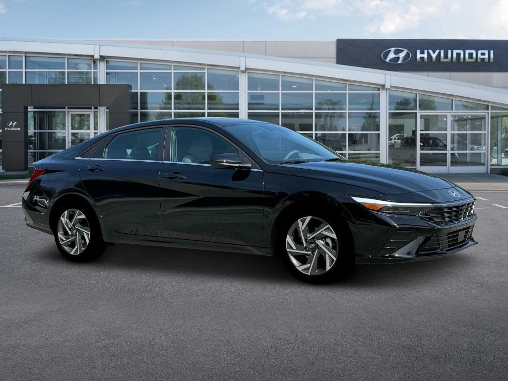 new 2025 Hyundai Elantra car, priced at $27,280