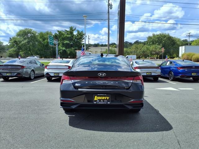 used 2023 Hyundai Elantra car